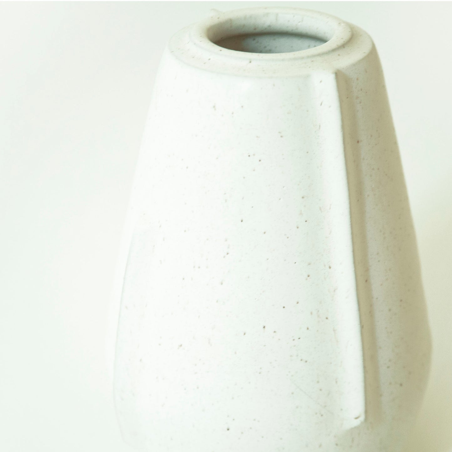 
                  
                    LGS Studio Teardrop Vase (Oatmeal) - Alchemy Works
                  
                